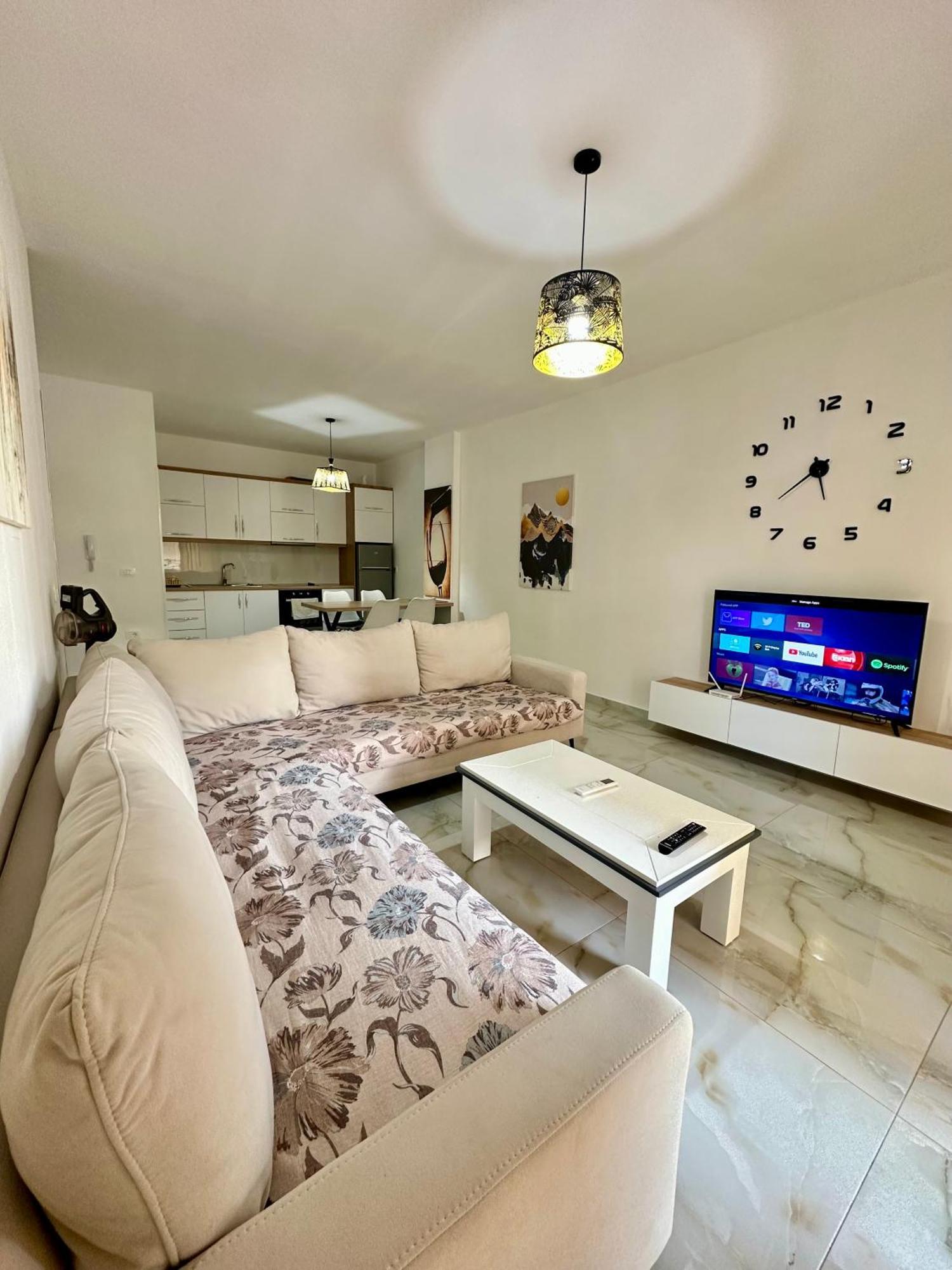 Kay Apartment Saranda Terraces מראה חיצוני תמונה